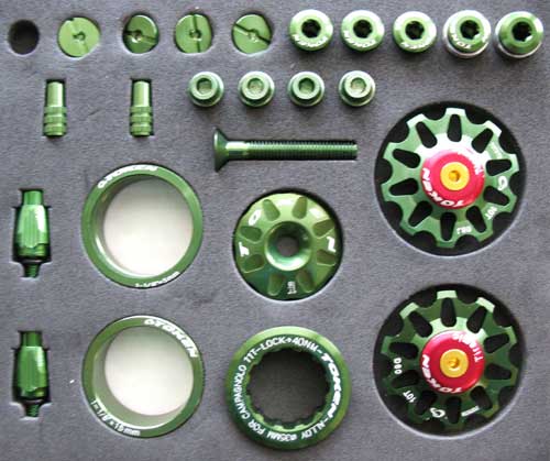 ROAD CUSTOM PARTS KIT green