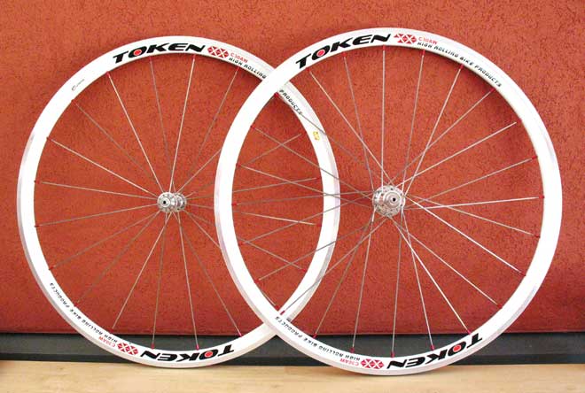 WHITE ALLOY CLINCHER WHEELSET